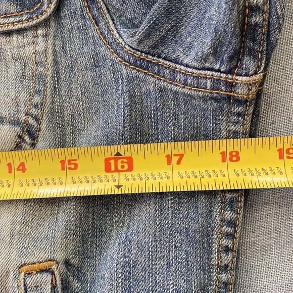 ❤️Last Chance INC International Concepts beaded cropped denim jacket size M - Picture 6 of 9